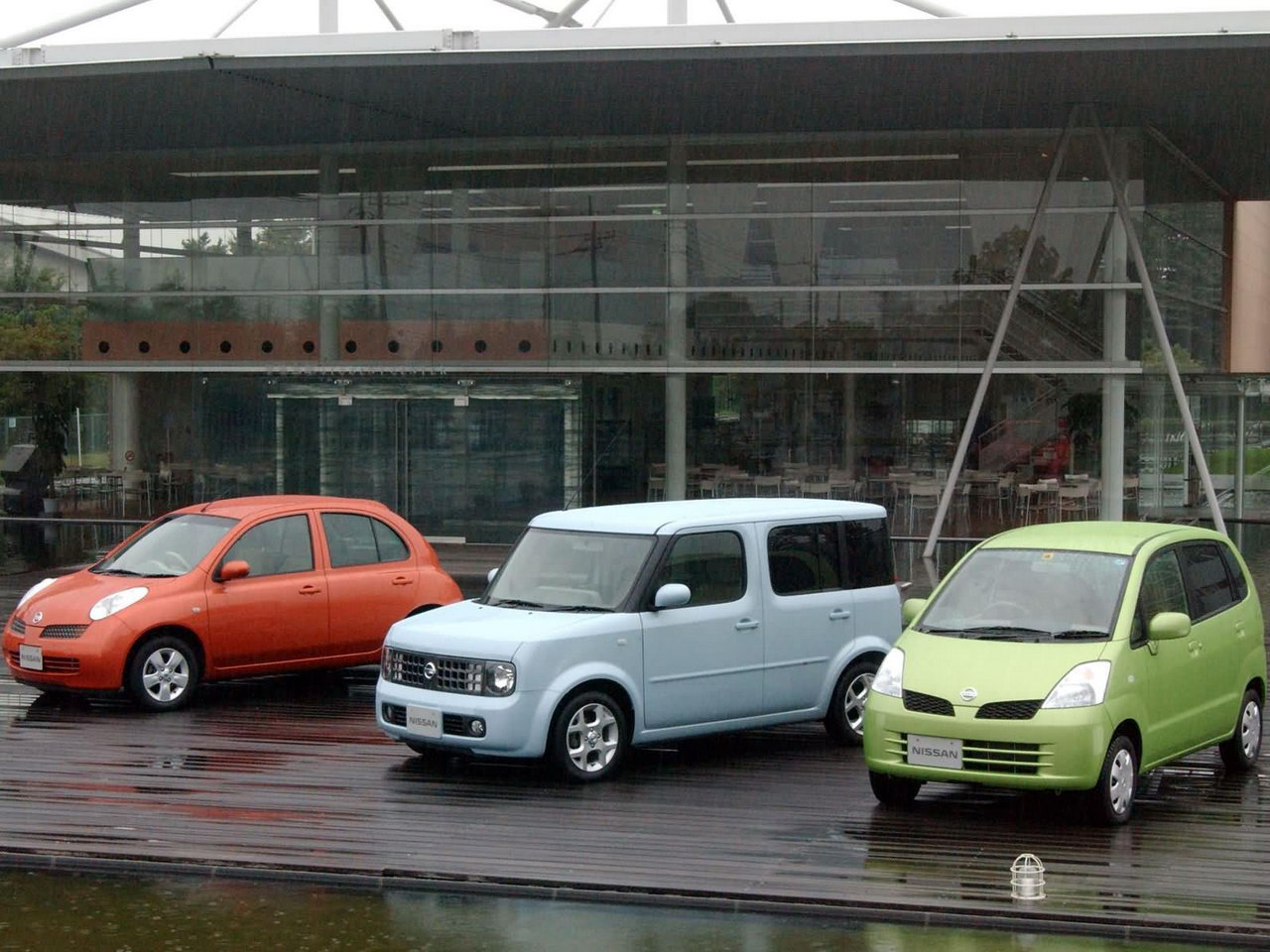 Nissan Cube 2003 013.jpg
